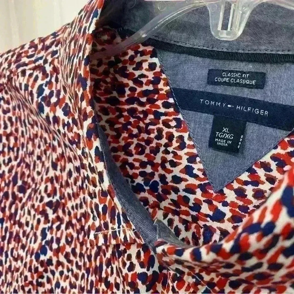 Tommy Hilfiger button down crisp 100%cotton Navy/Red animal print shirt-XL - Picture 6 of 8
